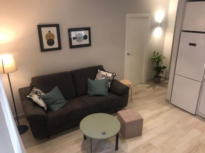 Appartement En Triana: Junto San Jacinto Parking Opcional
