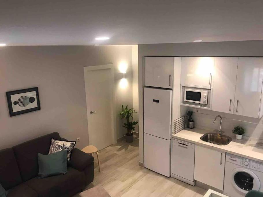 En Triana: Junto San Jacinto Parking Opcional Appartement